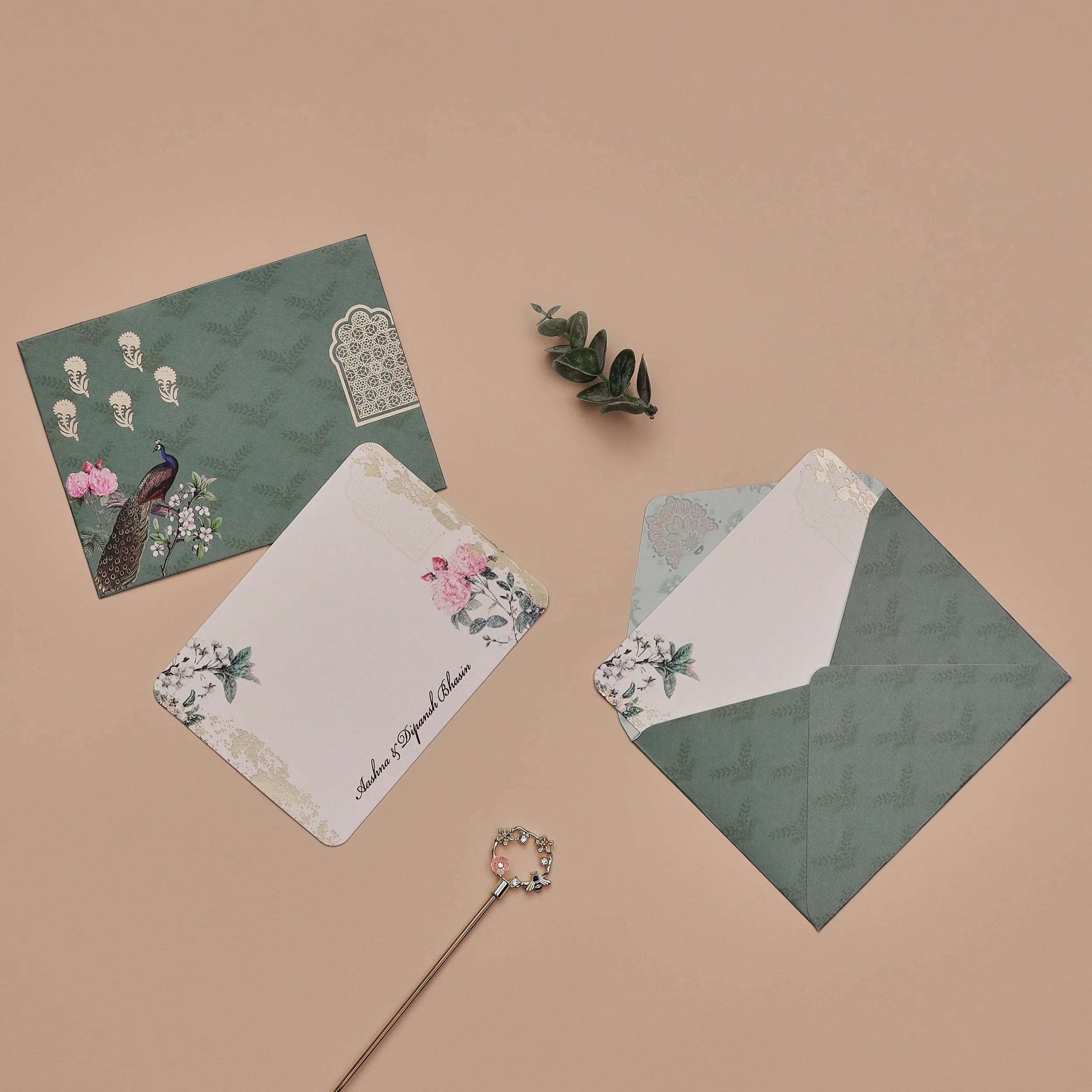 PEACOCKCOURTYARD-NOTECARD_2.jpg